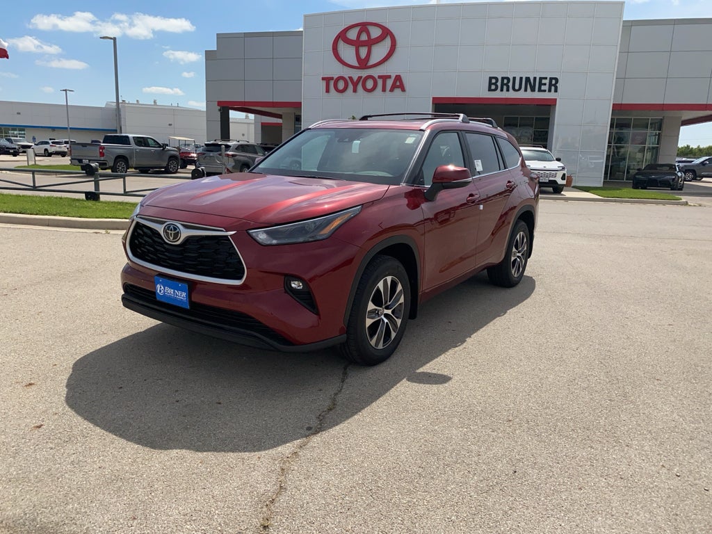 2026 Toyota Highlander XLE