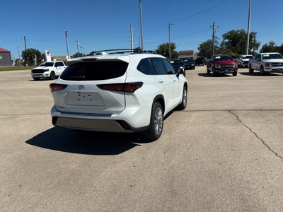 2026 Toyota Highlander Platinum