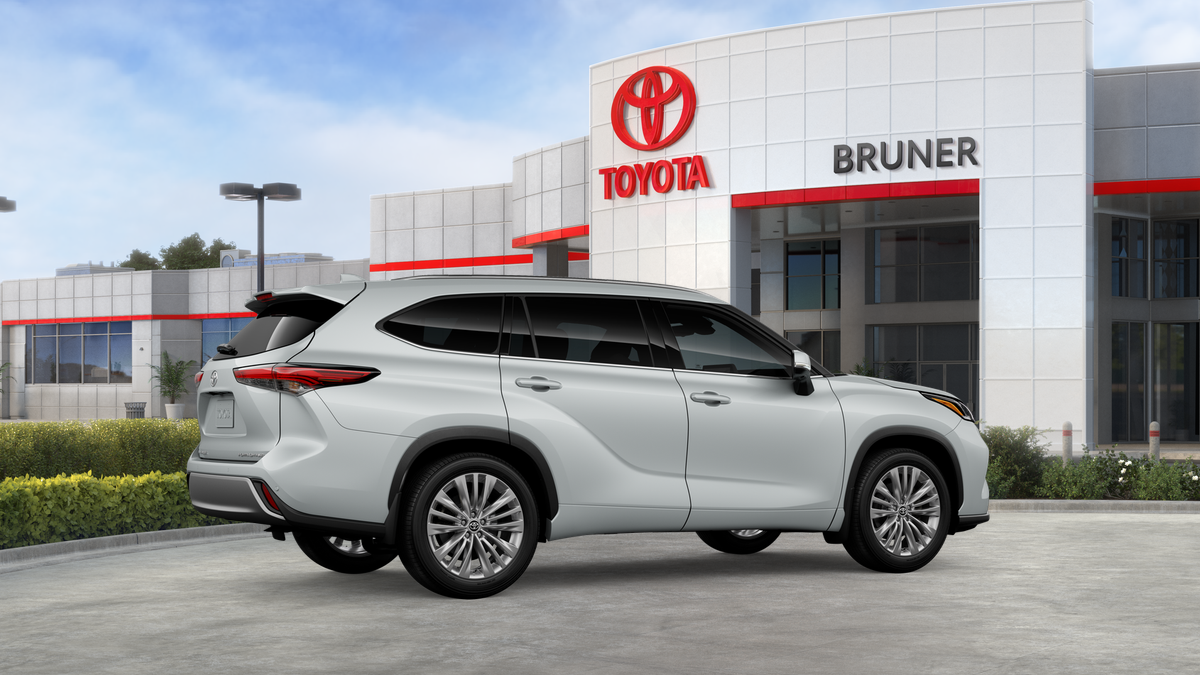 2026 Toyota Highlander Platinum
