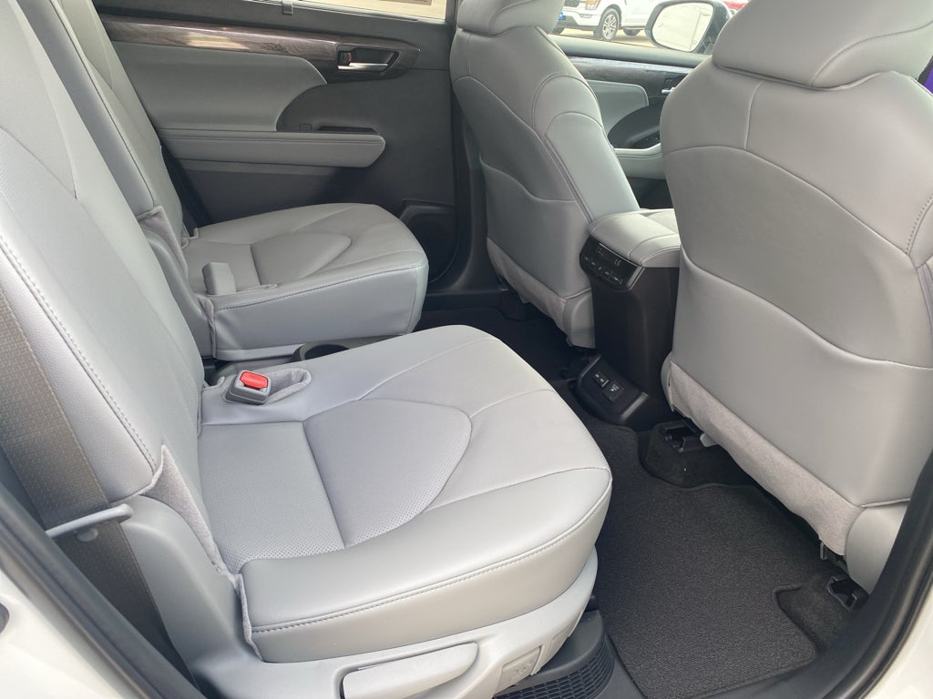 2026 Toyota Highlander Hybrid Hybrid Limited