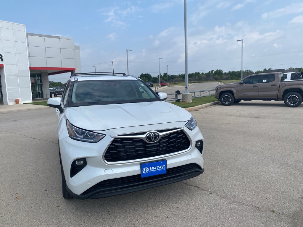 2026 Toyota Highlander Hybrid Hybrid Limited