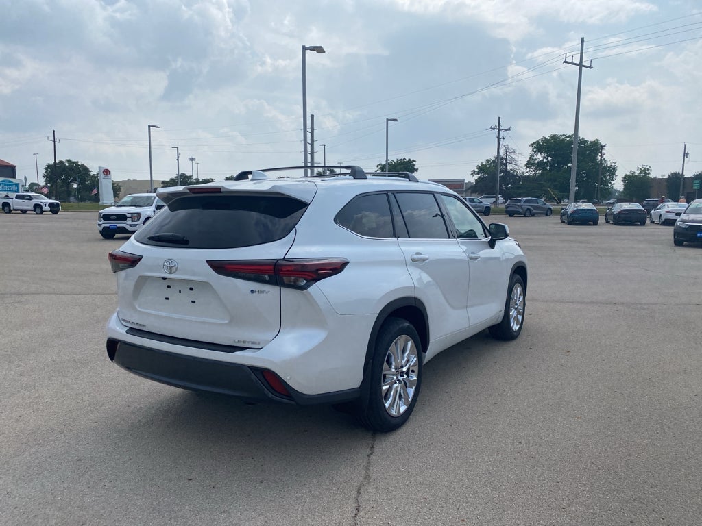 2026 Toyota Highlander Hybrid Hybrid Limited