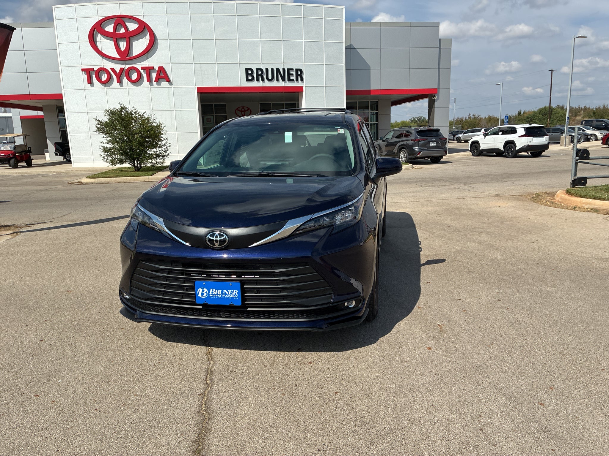 2026 Toyota Sienna XLE