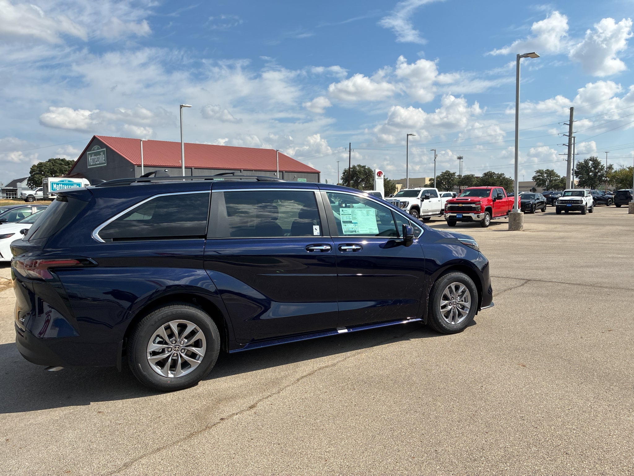 2026 Toyota Sienna XLE
