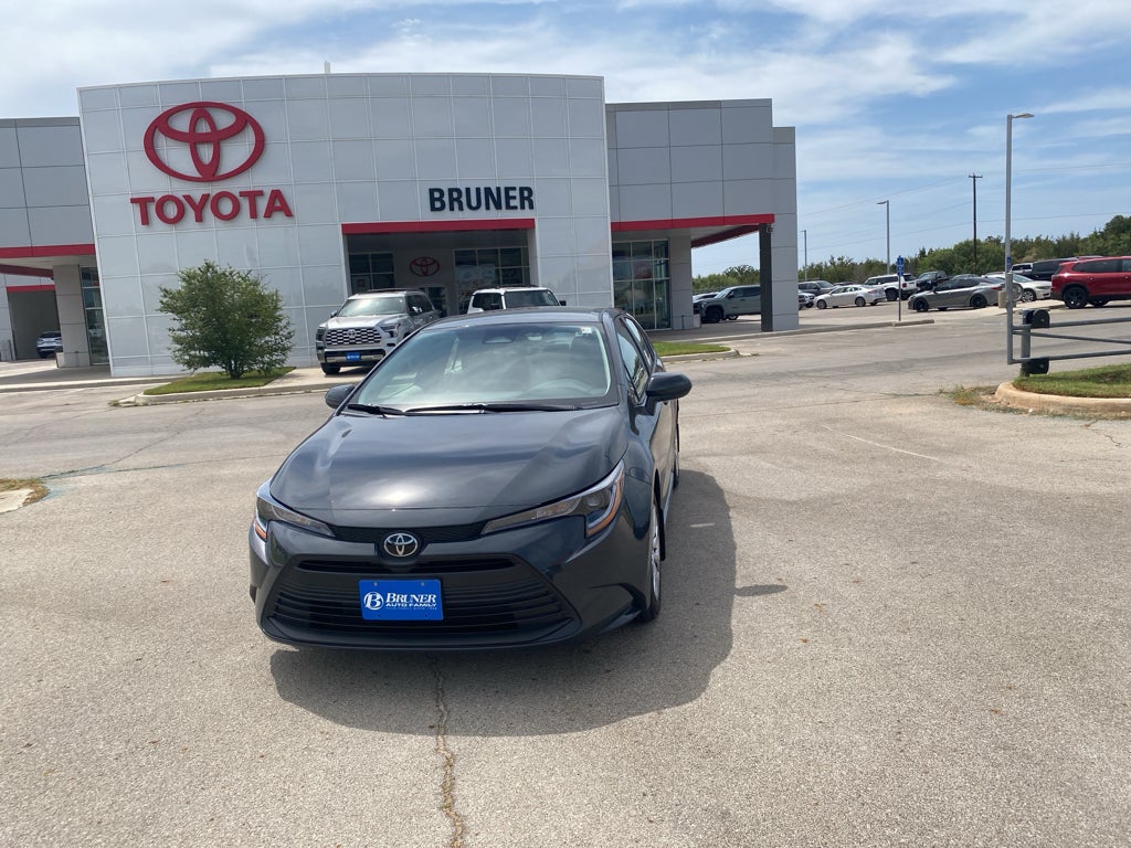 2026 Toyota Corolla LE