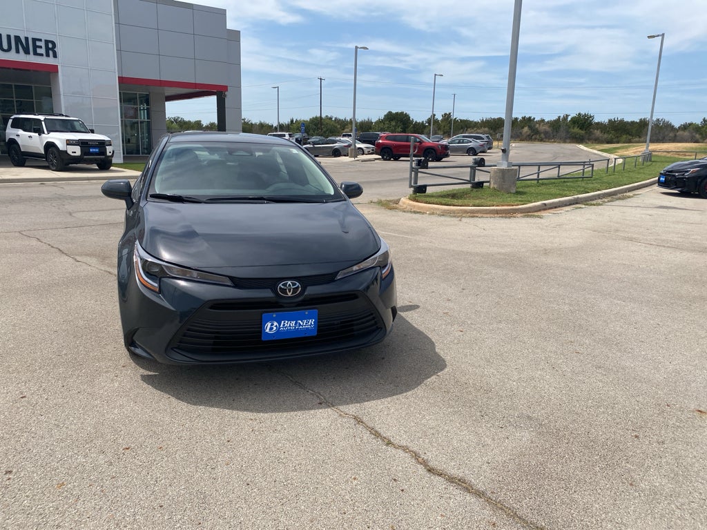 2026 Toyota Corolla LE