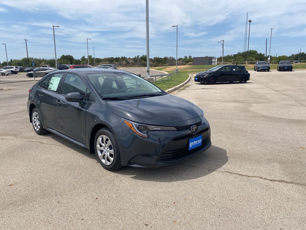 2026 Toyota Corolla LE