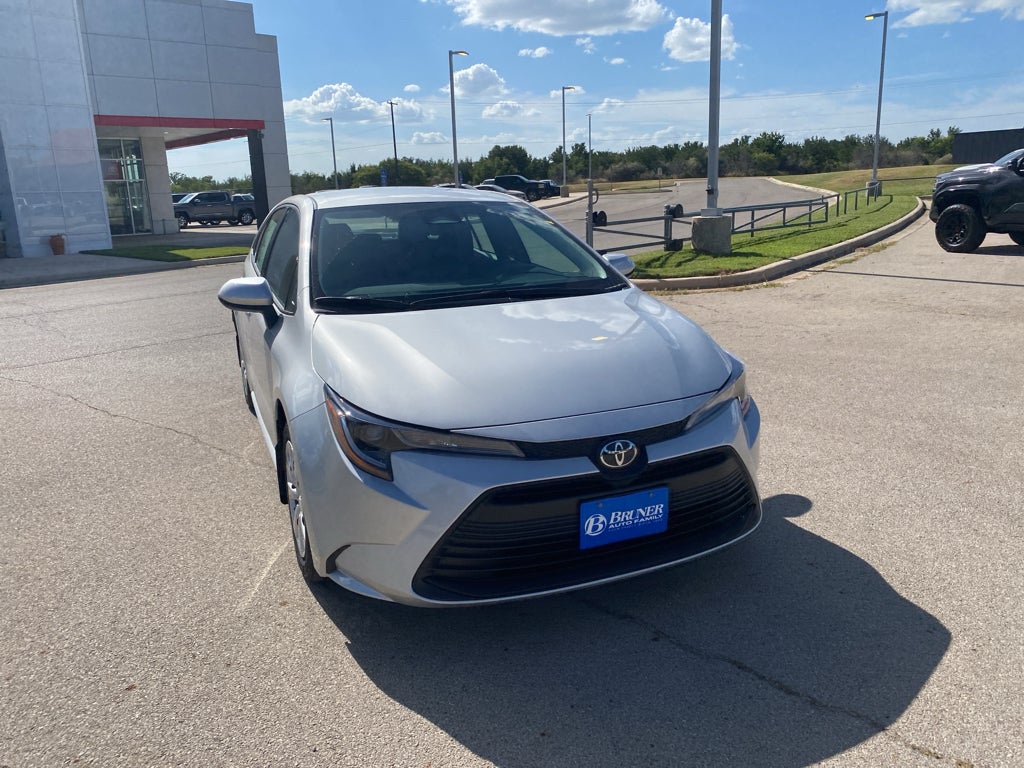 2026 Toyota Corolla LE