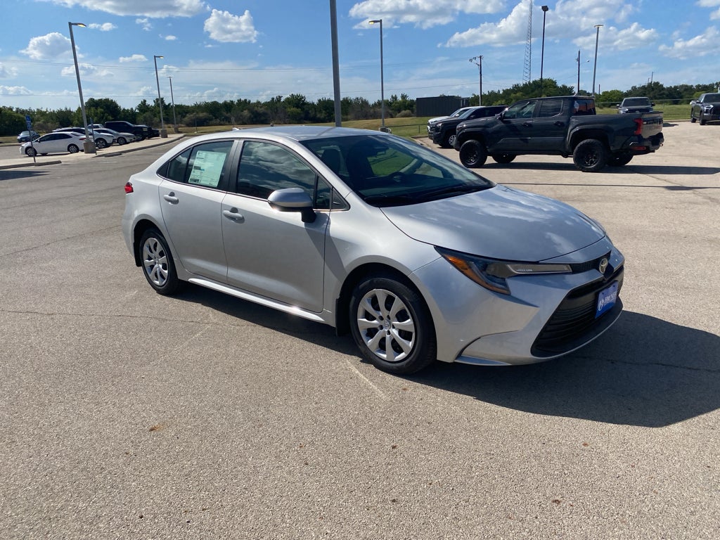 2026 Toyota Corolla LE