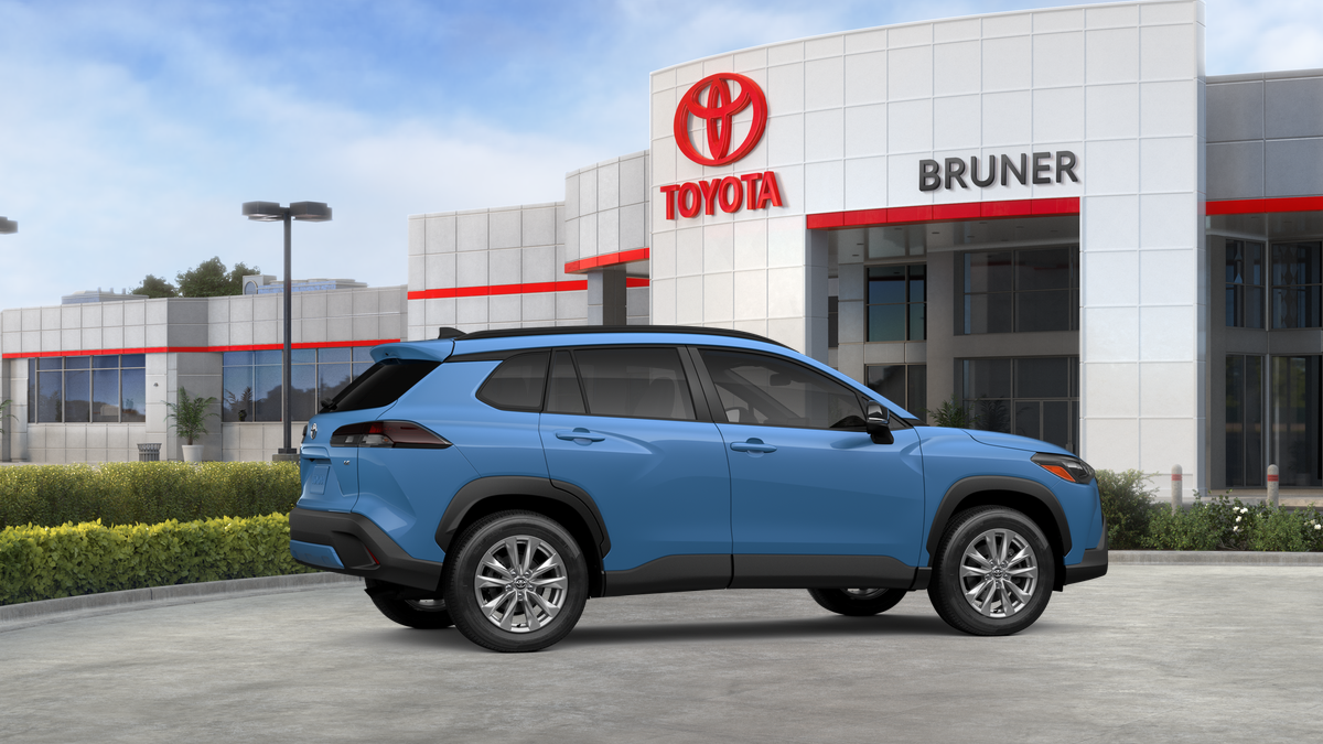 2026 Toyota Corolla Cross LE