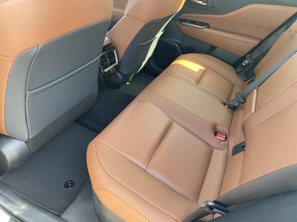 2026 Toyota Toyota Crown Signia Limited