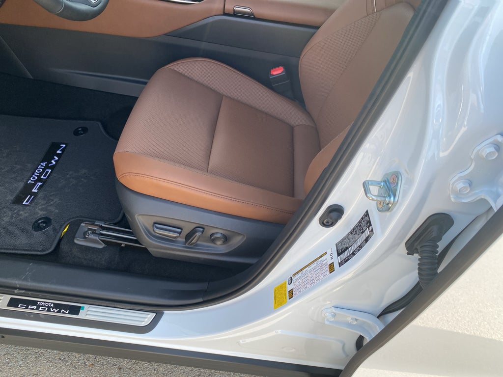 2026 Toyota Toyota Crown Signia Limited