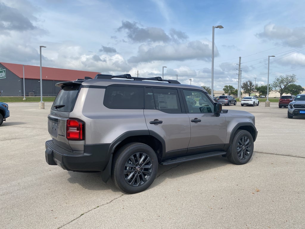 2026 Toyota Land Cruiser 4WD (Natl)