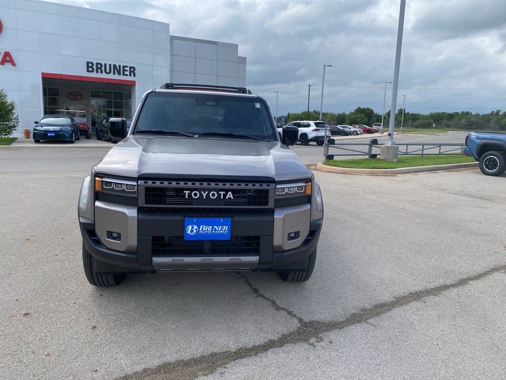 2026 Toyota Land Cruiser 4WD (Natl)