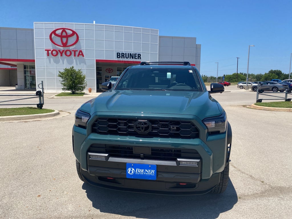 2026 Toyota 4Runner i-FORCE MAX TRD Off-Road Premium i-FORCE MAX