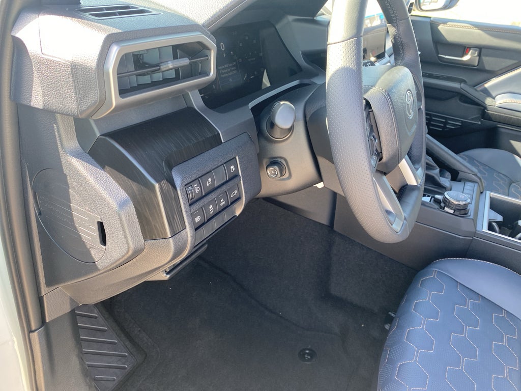 2026 Toyota 4Runner i-FORCE MAX Platinum