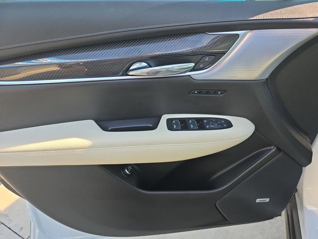 2024 Cadillac XT6 Sport