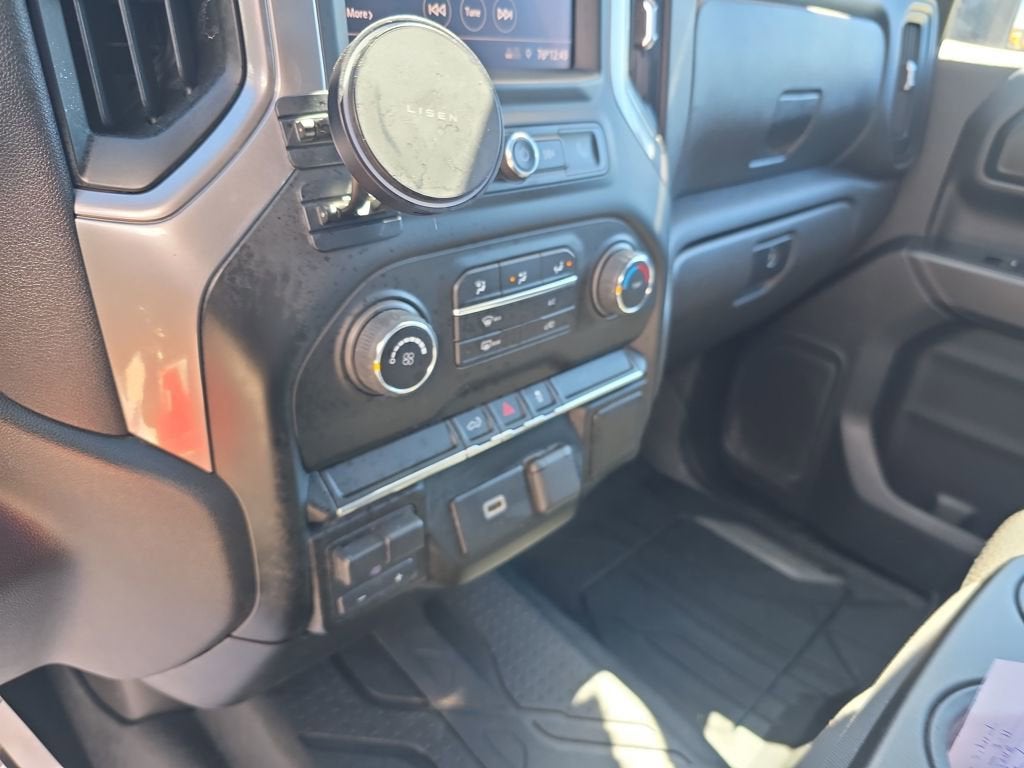 2020 Chevrolet Silverado 1500 Custom