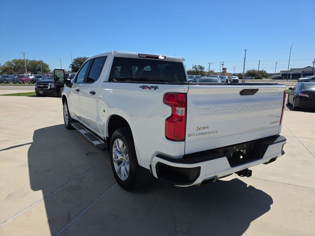 2020 Chevrolet Silverado 1500 Custom