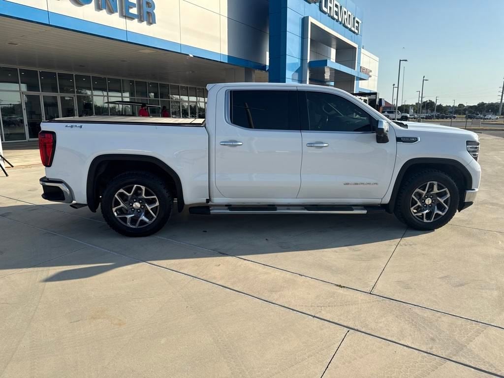 2022 GMC Sierra 1500 SLT