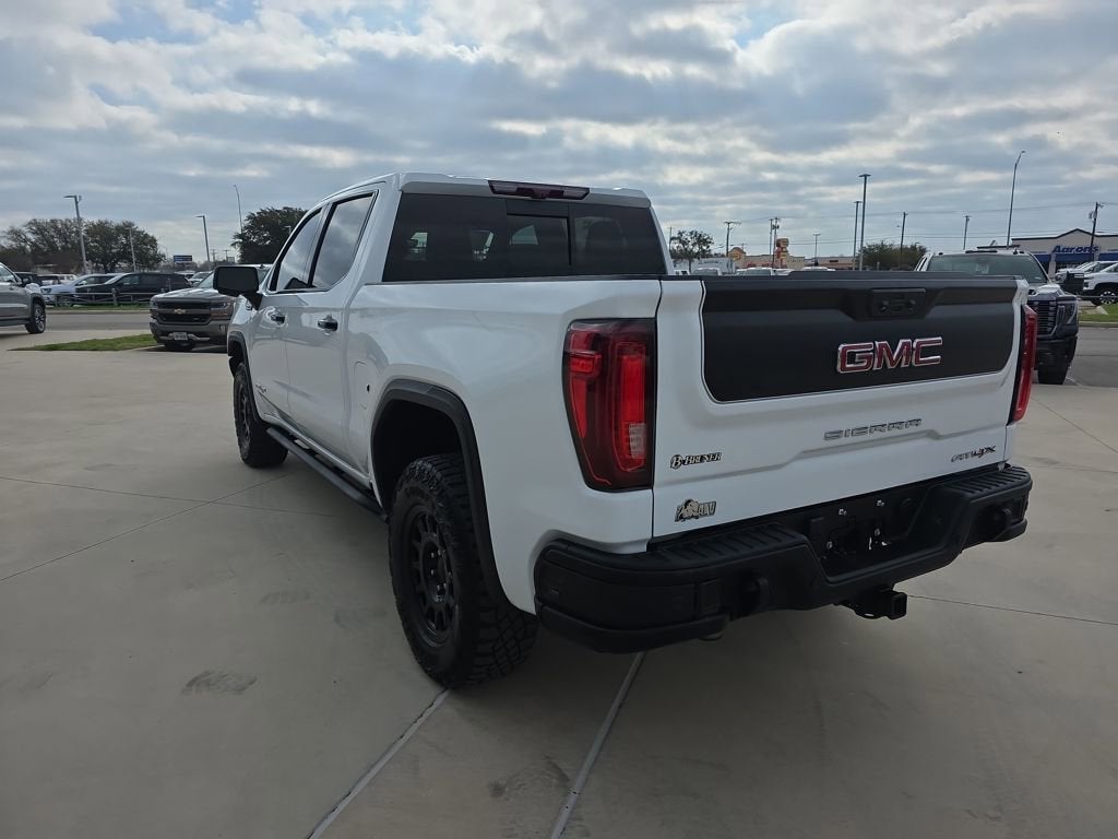 2023 GMC Sierra 1500 AT4X