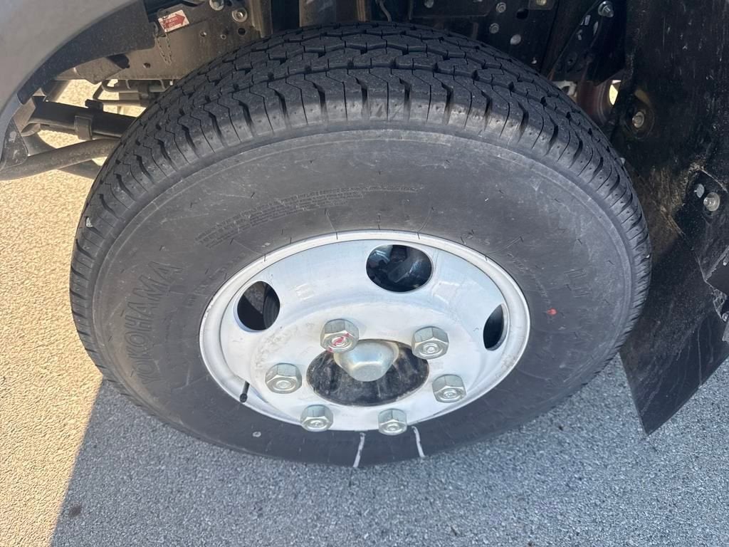 2024 Chevrolet Low Cab Forward 3500 1WT