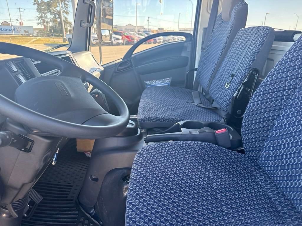 2025 Chevrolet Low Cab Forward 4500 1WT