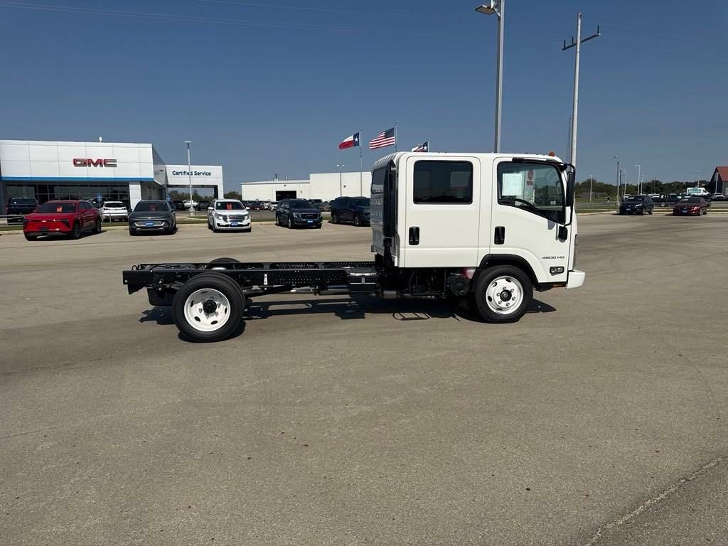 2025 Chevrolet Low Cab Forward 4500 1WT