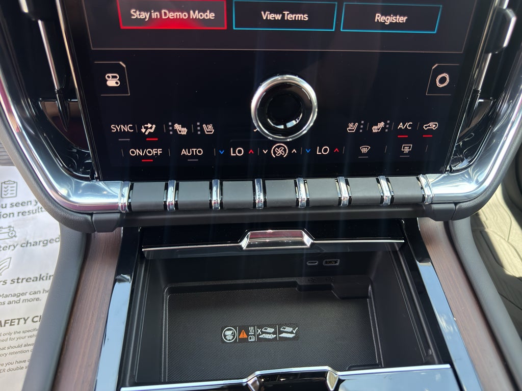 2026 GMC Yukon XL Denali - Photo 14