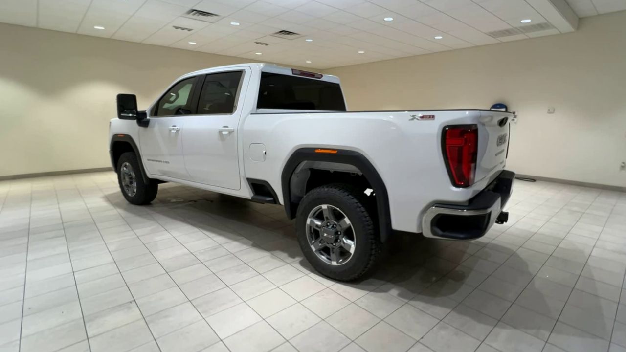 2026 GMC Sierra 2500 HD SLE