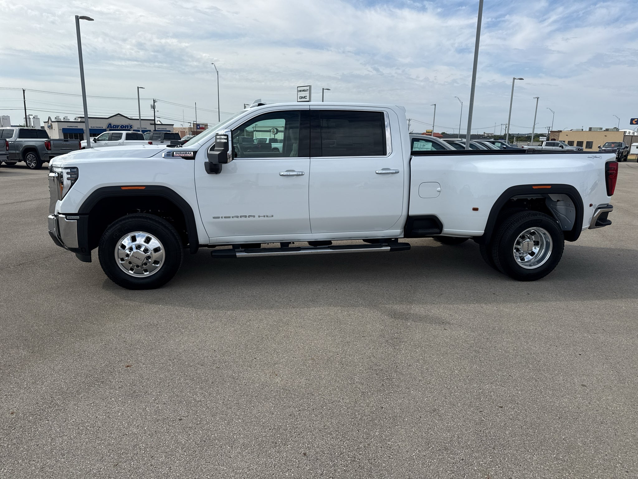 2026 GMC Sierra 3500 HD SLT DRW