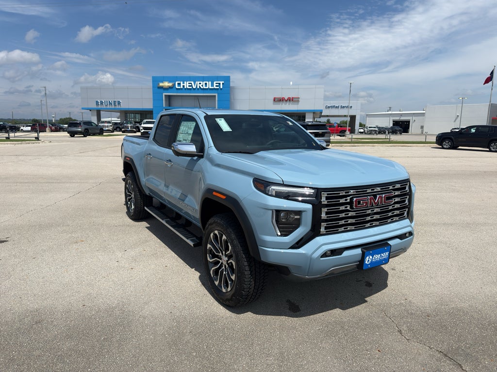 2026 GMC Canyon 4WD Denali Crew Cab Short Box's photo