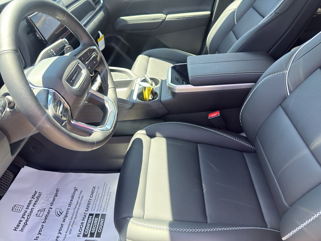 2026 GMC Terrain Denali - Photo 8