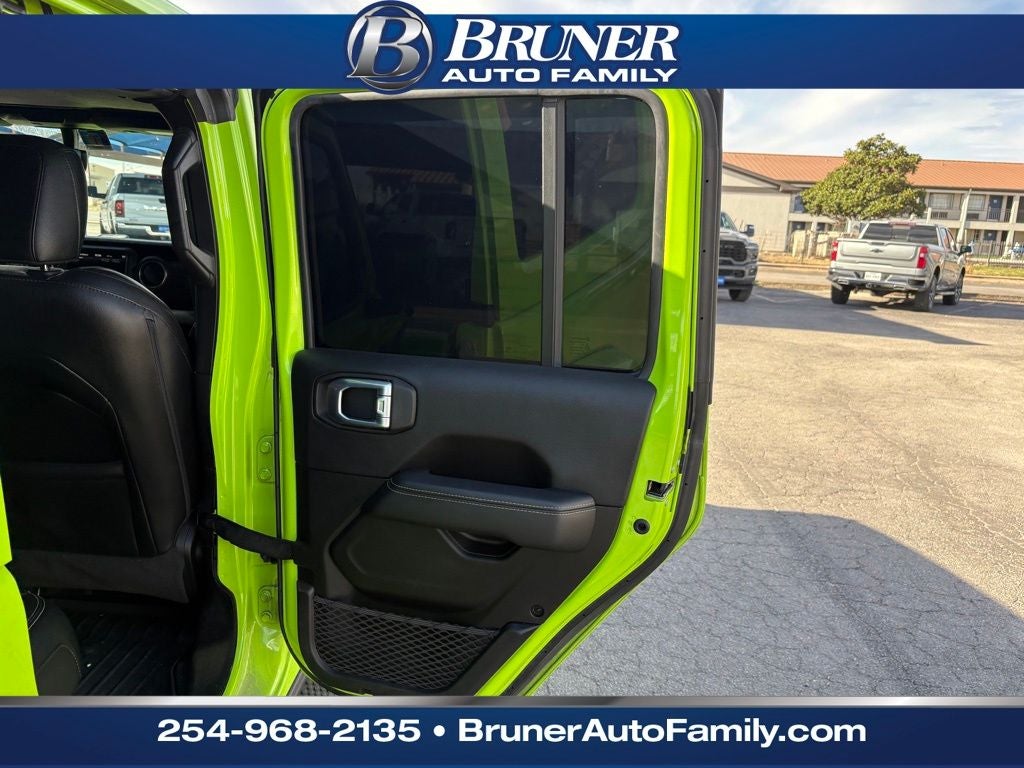 2021 Jeep Wrangler Unlimited Sahara 4x4