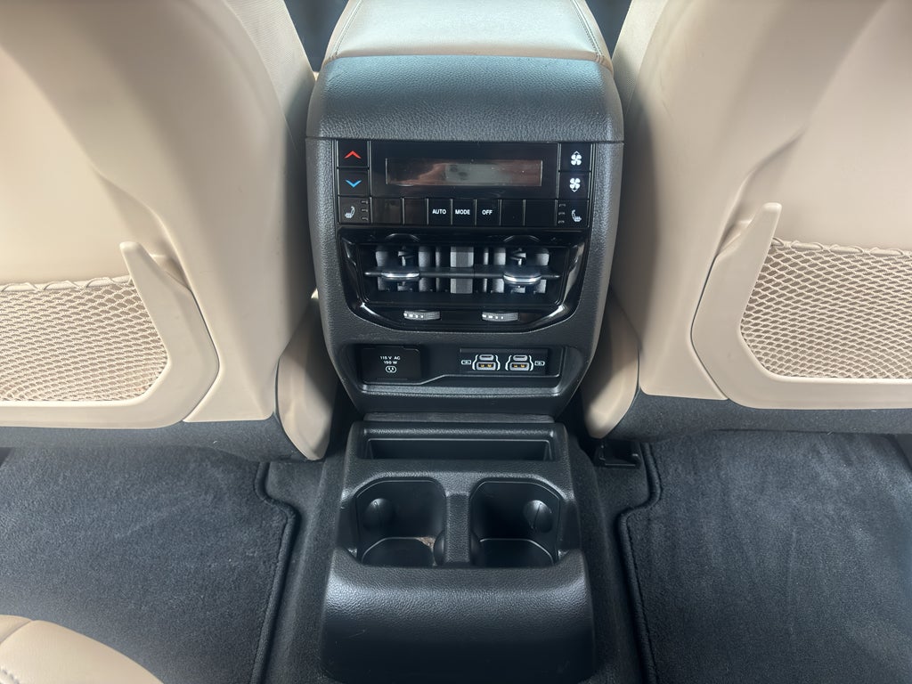 2025 Jeep Grand Cherokee L Limited 4x4