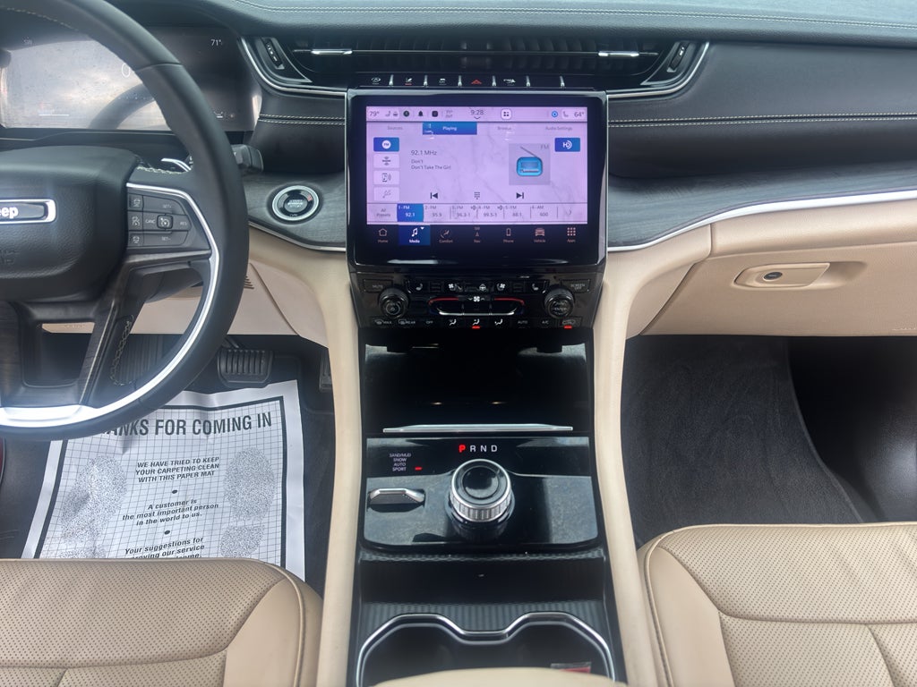 2025 Jeep Grand Cherokee L Limited 4x4