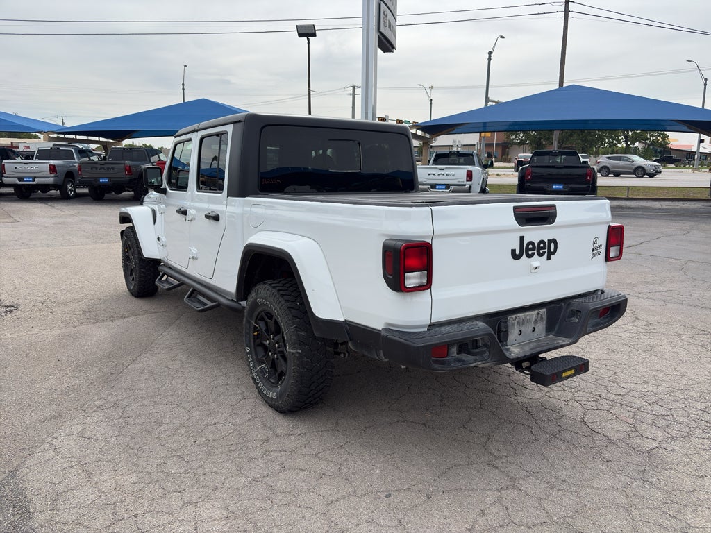 2021 Jeep Gladiator Willys 4x4