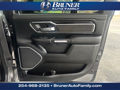 2022 RAM 1500 Laramie Crew Cab 4x2 5'7' Box