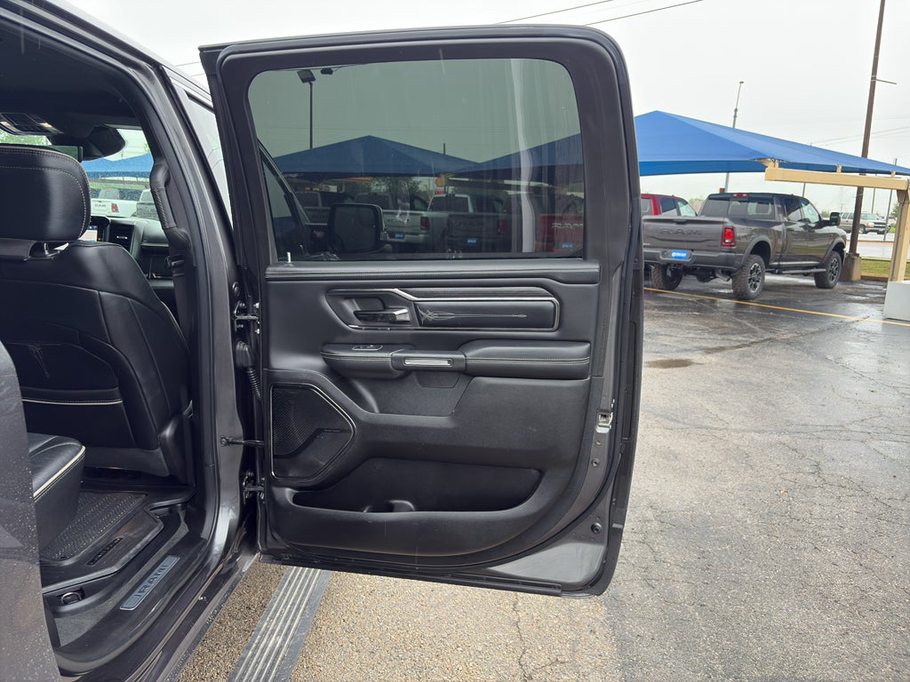 2022 RAM 1500 Limited Crew Cab 4x4 5'7' Box