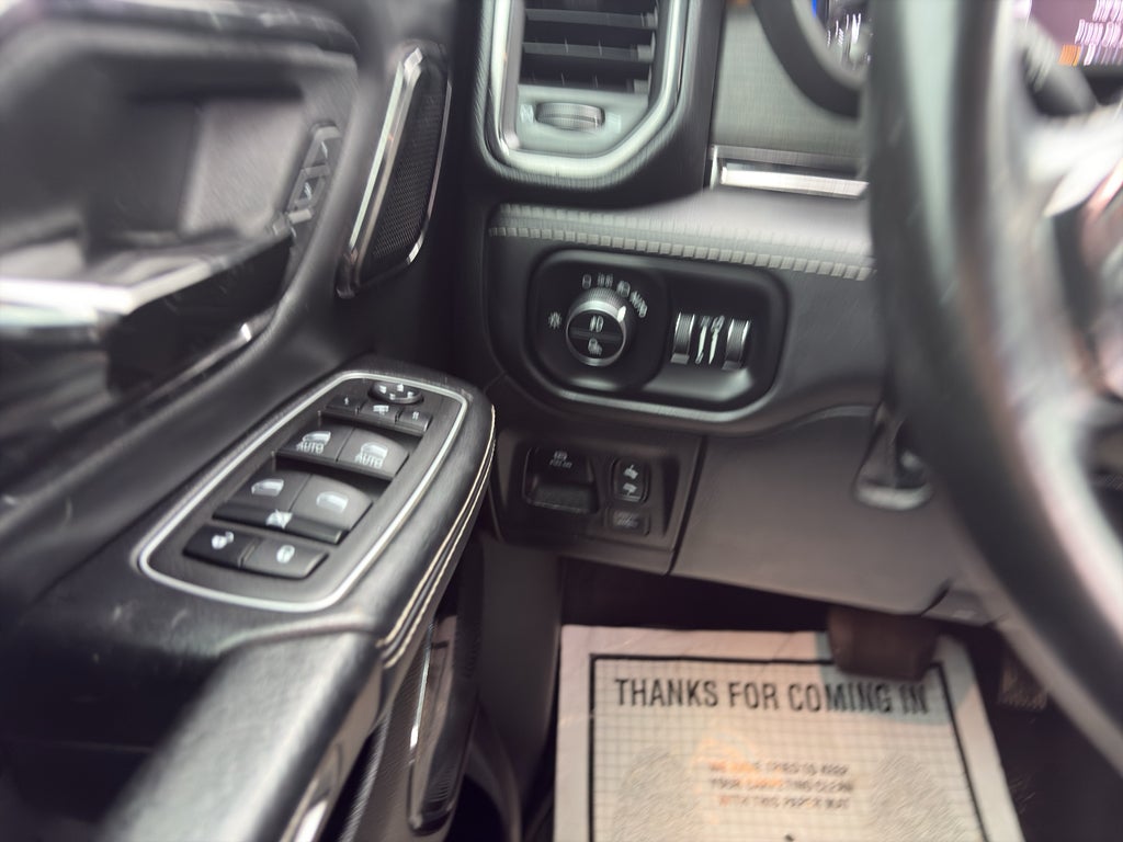 2022 RAM 1500 Limited Crew Cab 4x4 5'7' Box