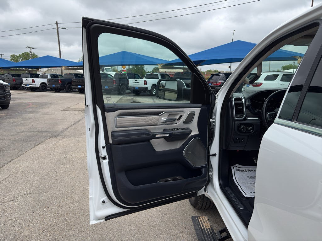 2024 RAM 1500 Limited Crew Cab 4x4 5'7' Box