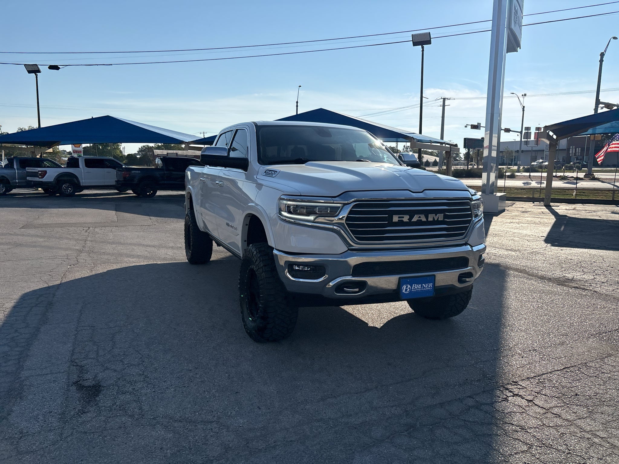 2019 RAM 1500 Longhorn Crew Cab 4x4 5'7' Box