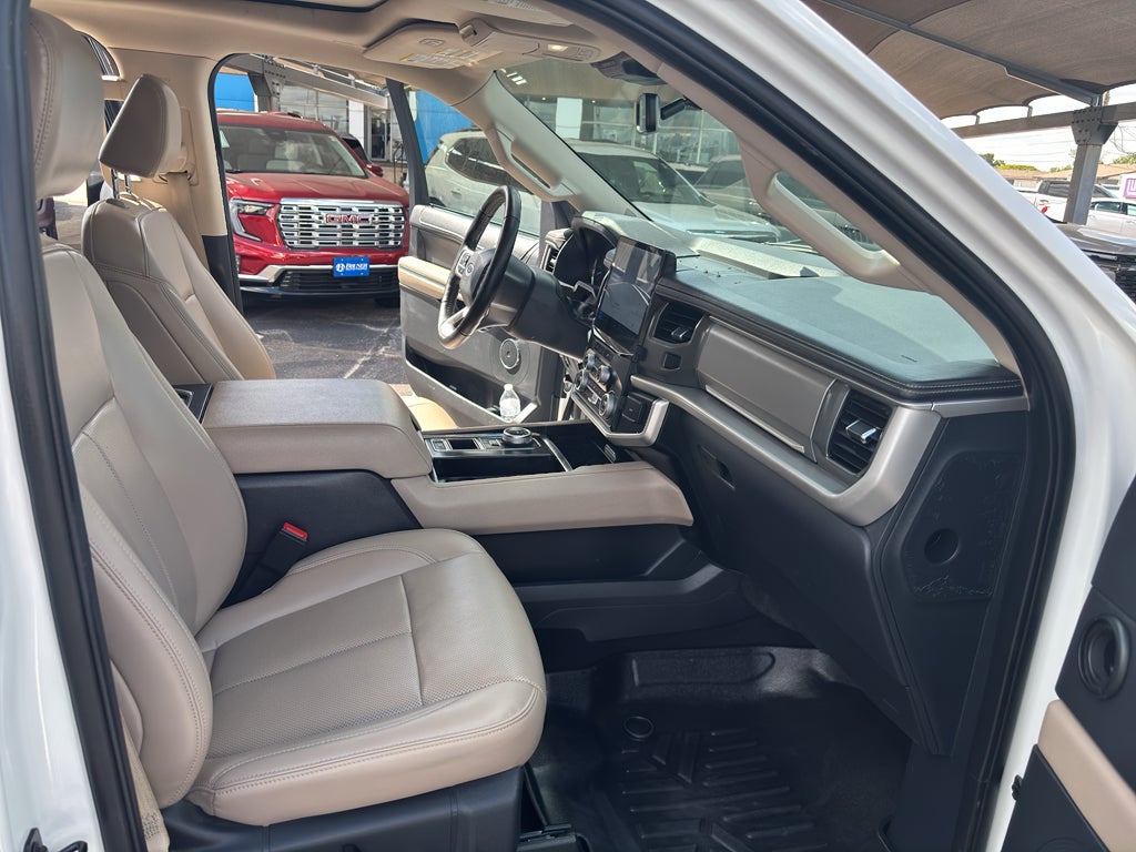 2024 Ford Expedition MAX XLT