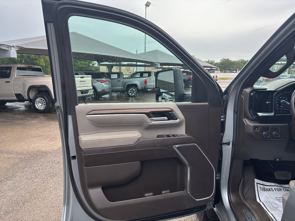 2025 Chevrolet Silverado LT