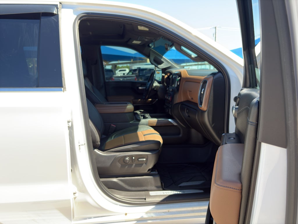 2021 Chevrolet Silverado 1500 4WD Crew Cab Short Bed High Country
