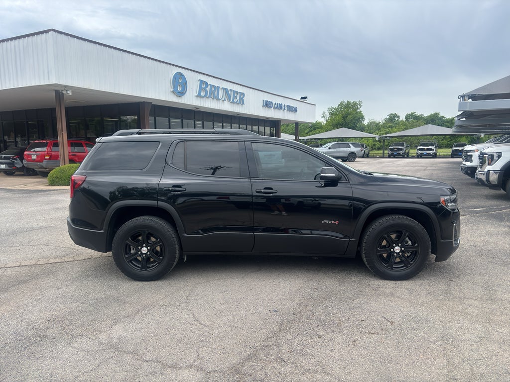 2023 GMC Acadia AWD AT4