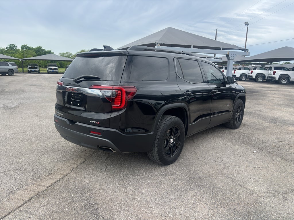 2023 GMC Acadia AWD AT4