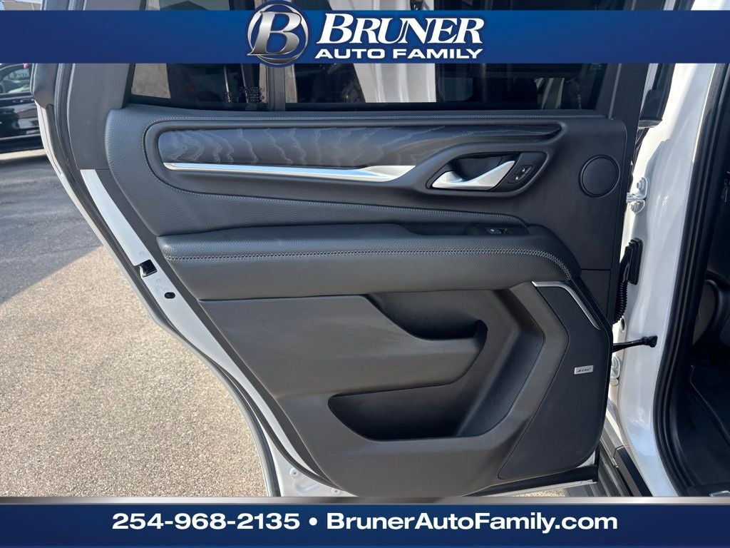 2022 GMC Yukon 4WD Denali