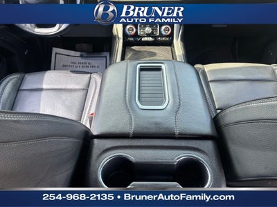 2022 GMC Yukon 4WD Denali