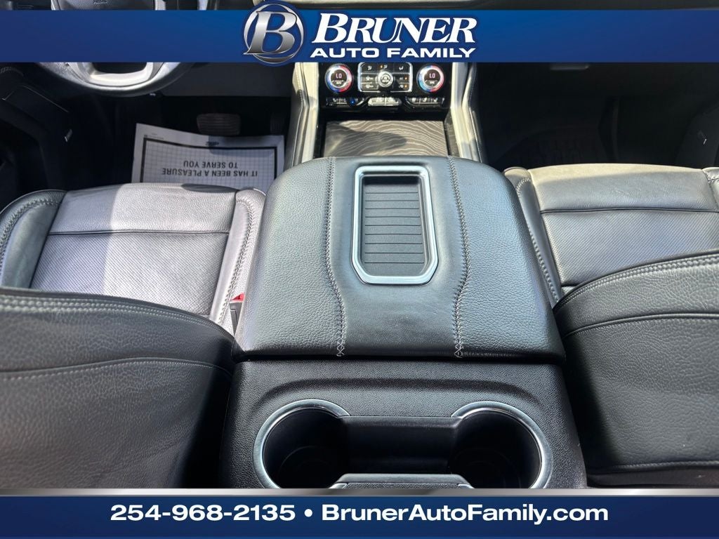 2022 GMC Yukon 4WD Denali